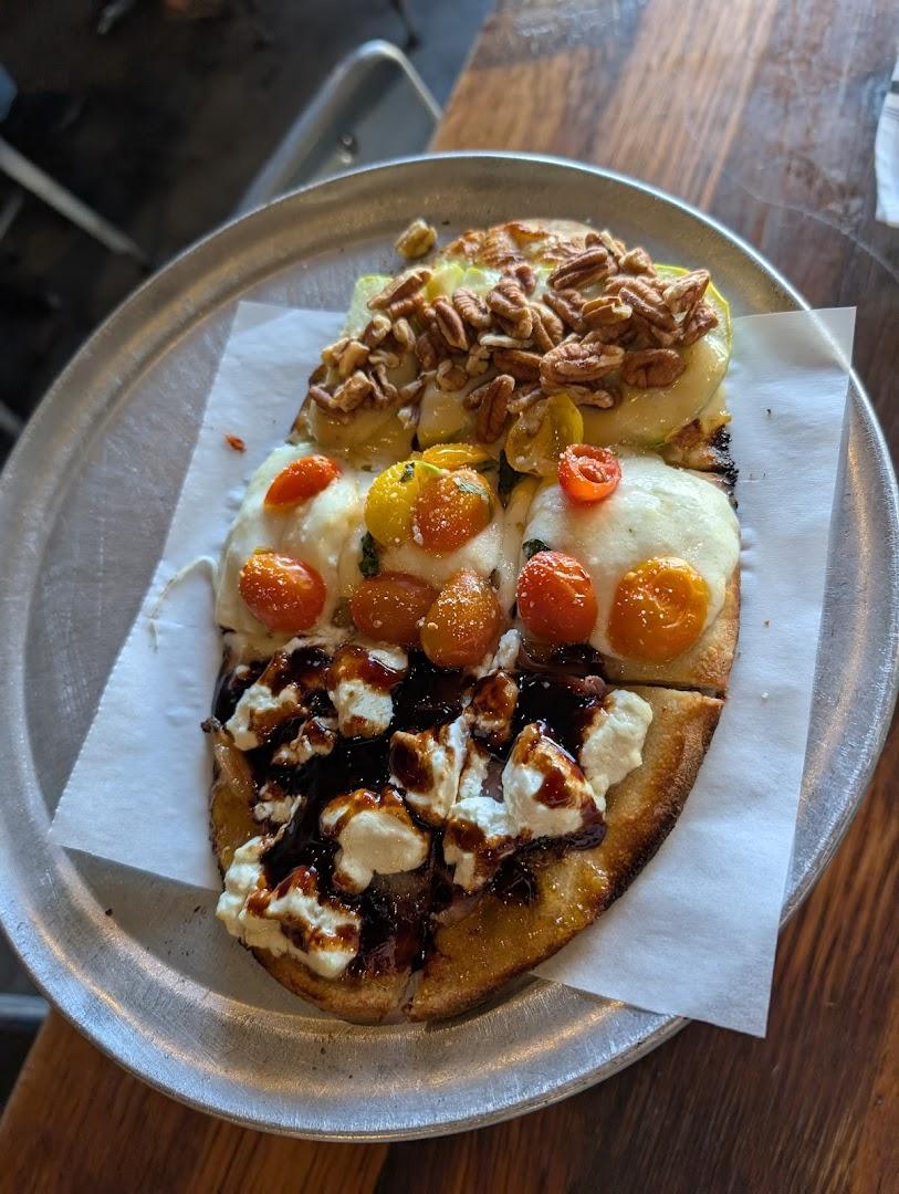 Papa Paul's Brick Oven Pizza & Pasta